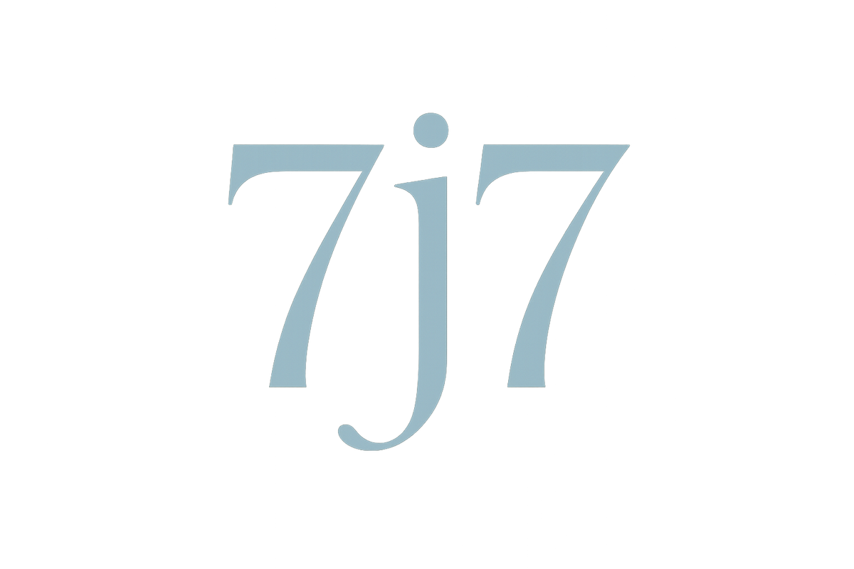 bleu ciel 7j7 logo elegant